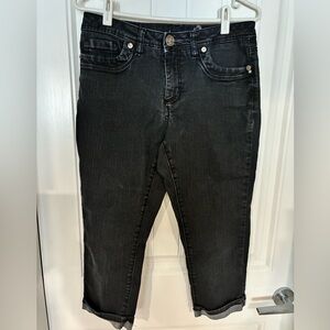 Santana Stretch Stylish Black Women's Capris